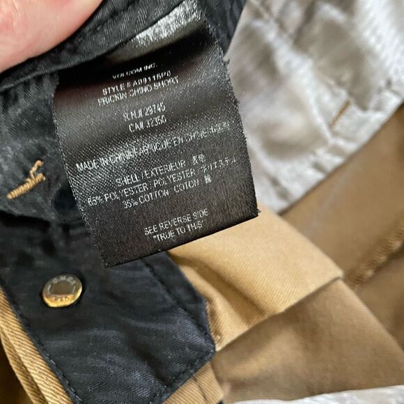 Volcom Flat Front Bark Khaki Shorts 10” Inseam 30 - Picture 9 of 9